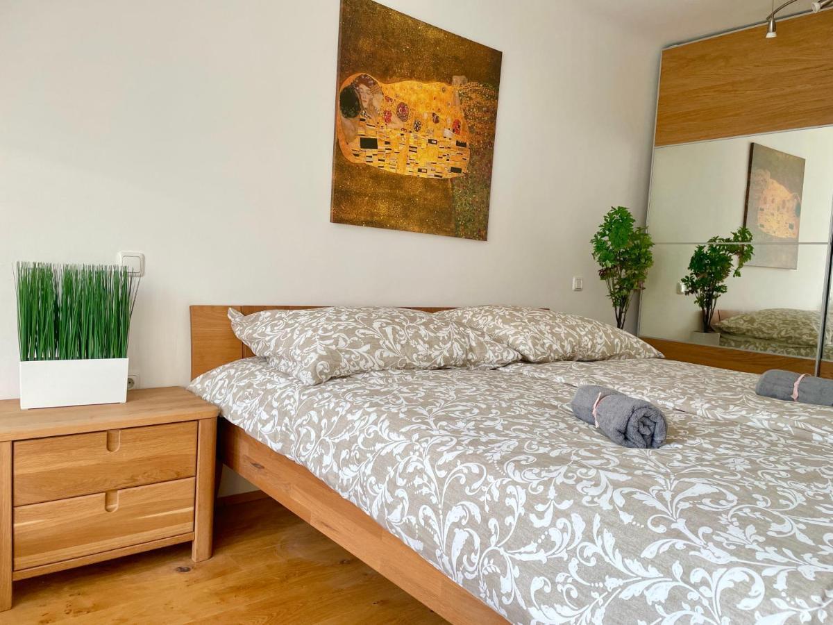 60 M2 Central Rooftop Apartment With Ac Vienna Exterior photo